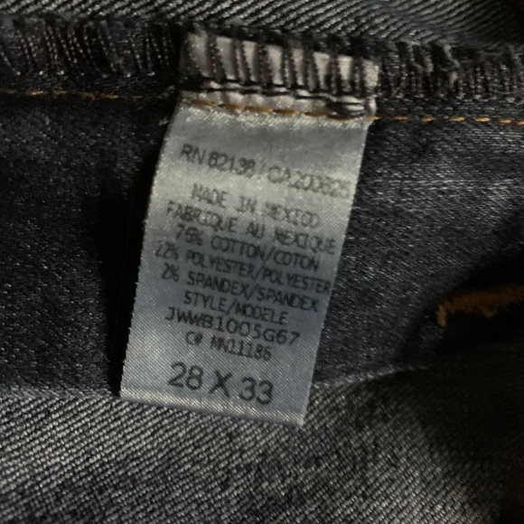 ✨FLASH SALE✨ Guess Dark-Wash Denim - Picture 3 of 5